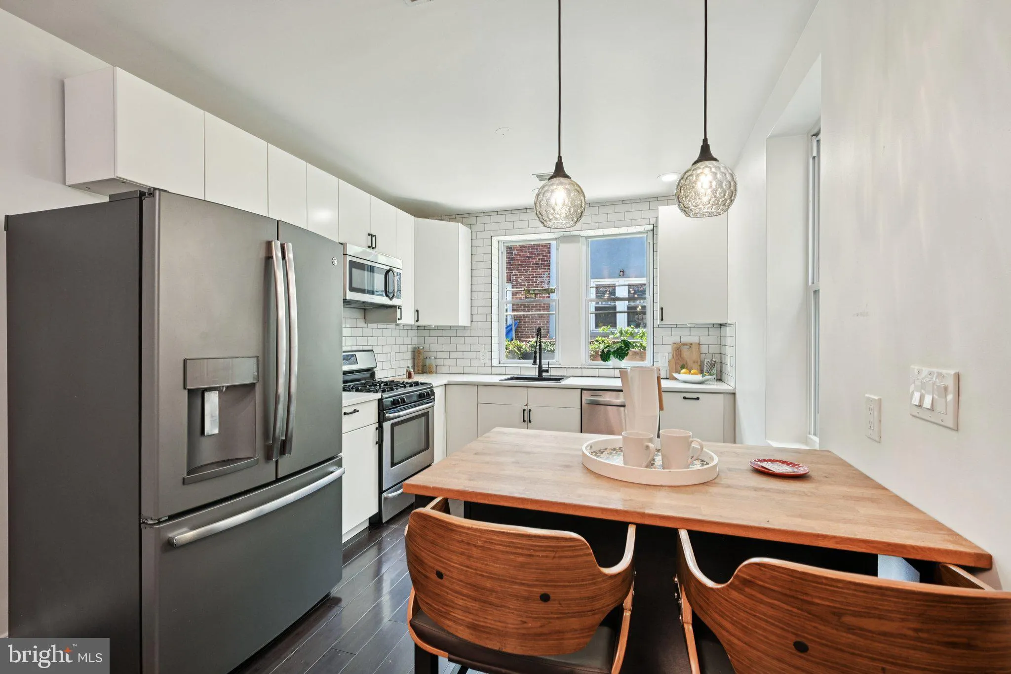 Philadelphia, Pennsylvania 19146, United States, 3 Bedrooms Bedrooms, ,2 BathroomsBathrooms,Residential,Coming Soon,161945