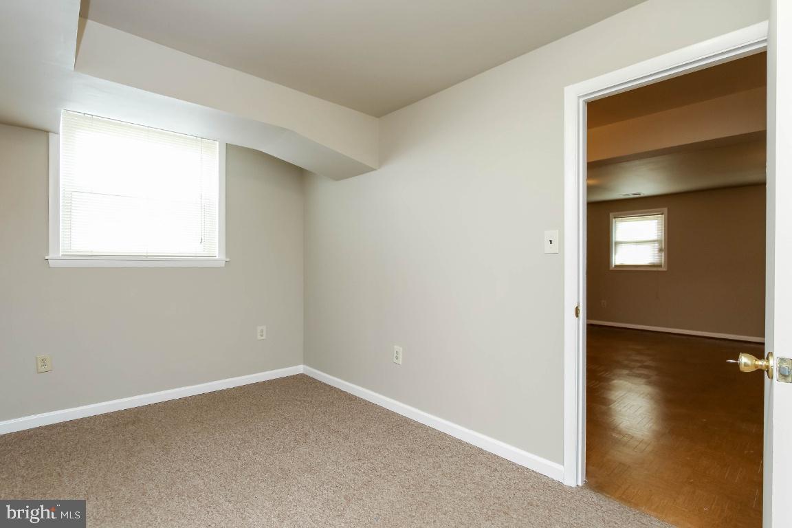 WHITFIELD WOODS - Residential