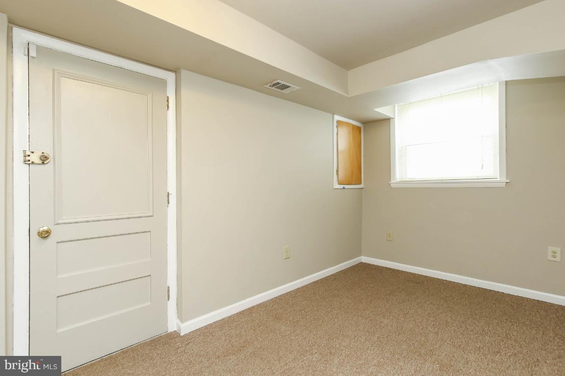 WHITFIELD WOODS - Residential