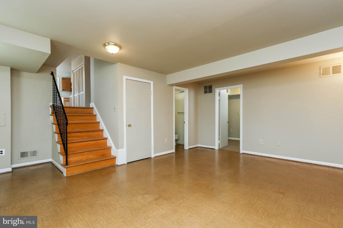 WHITFIELD WOODS - Residential