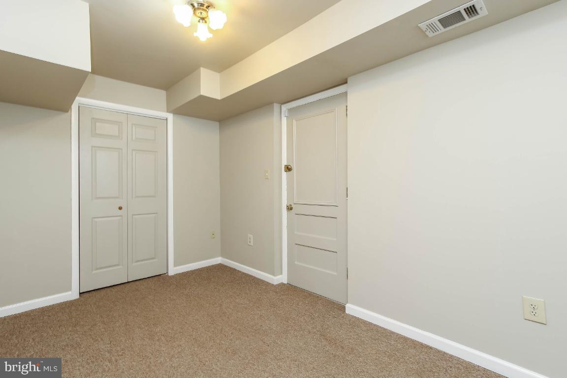 WHITFIELD WOODS - Residential