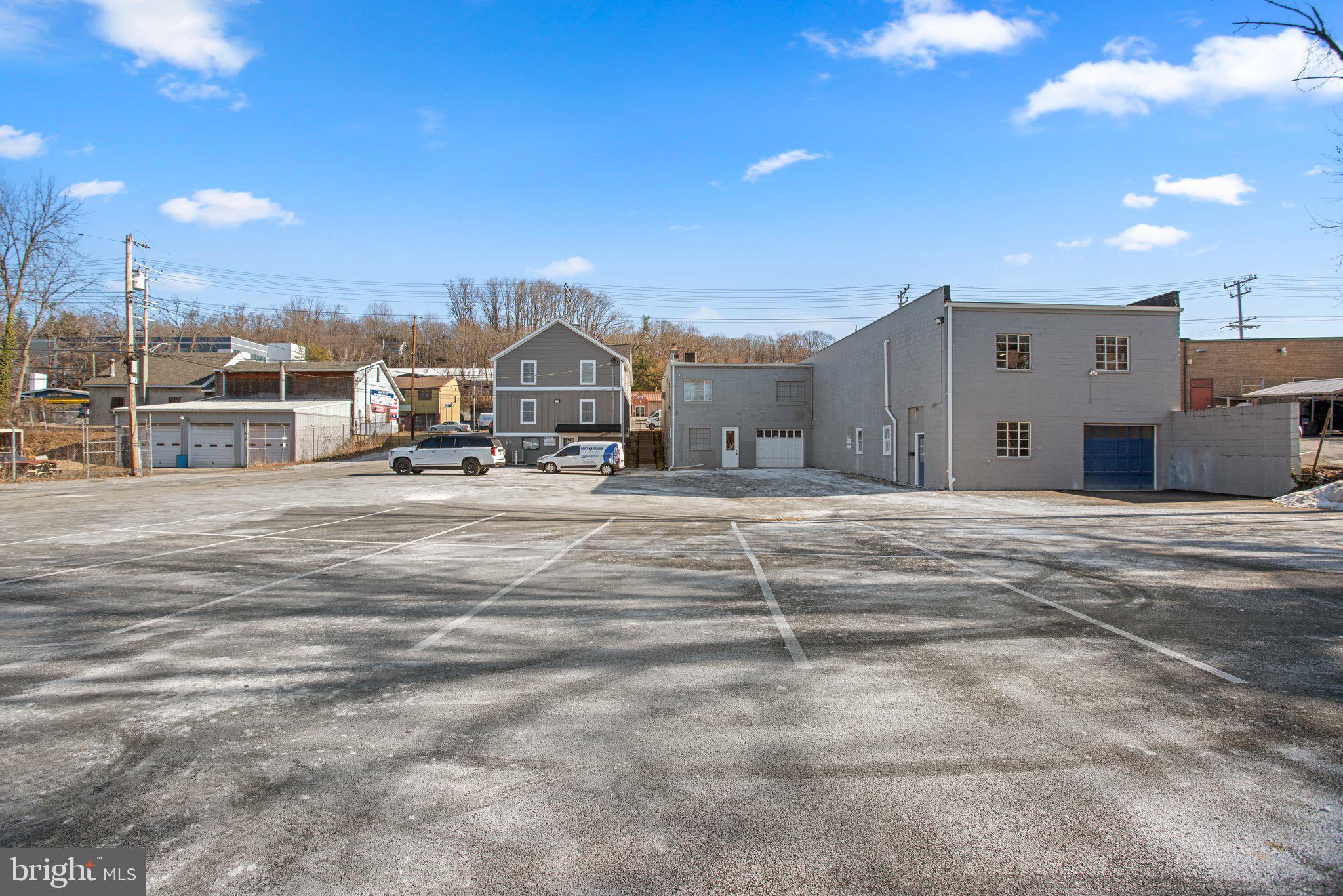 10710 YORK ROAD