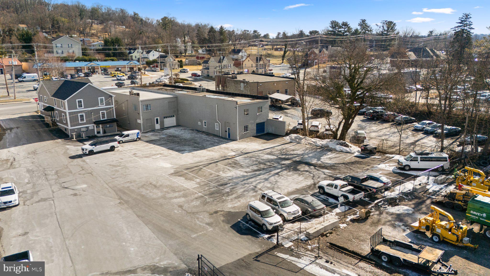 10710 YORK ROAD