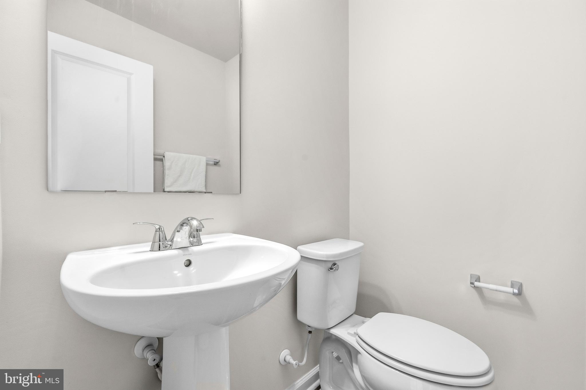 GATEWAY WEST - Residential
