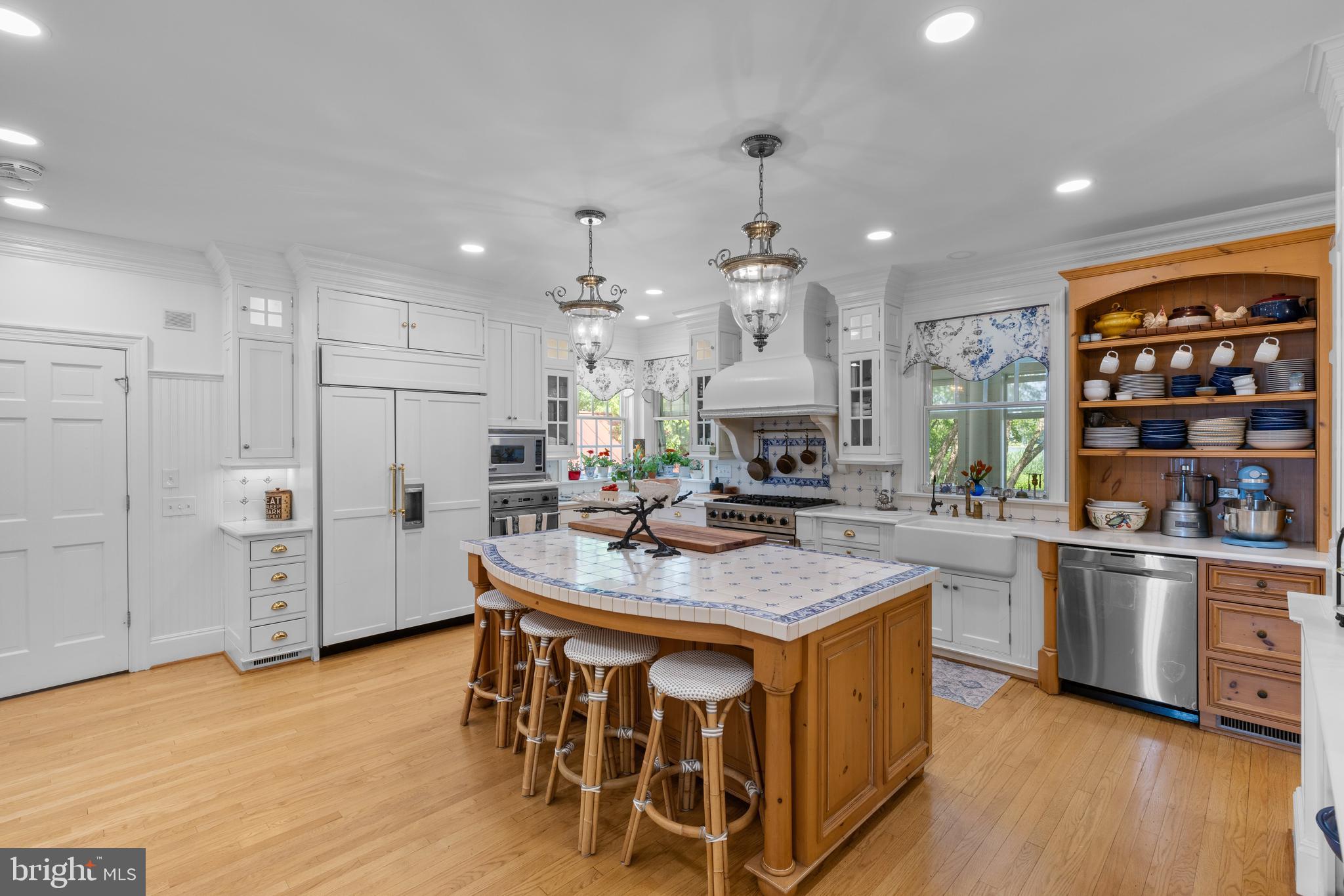FISHING CREEK FARM - Residential