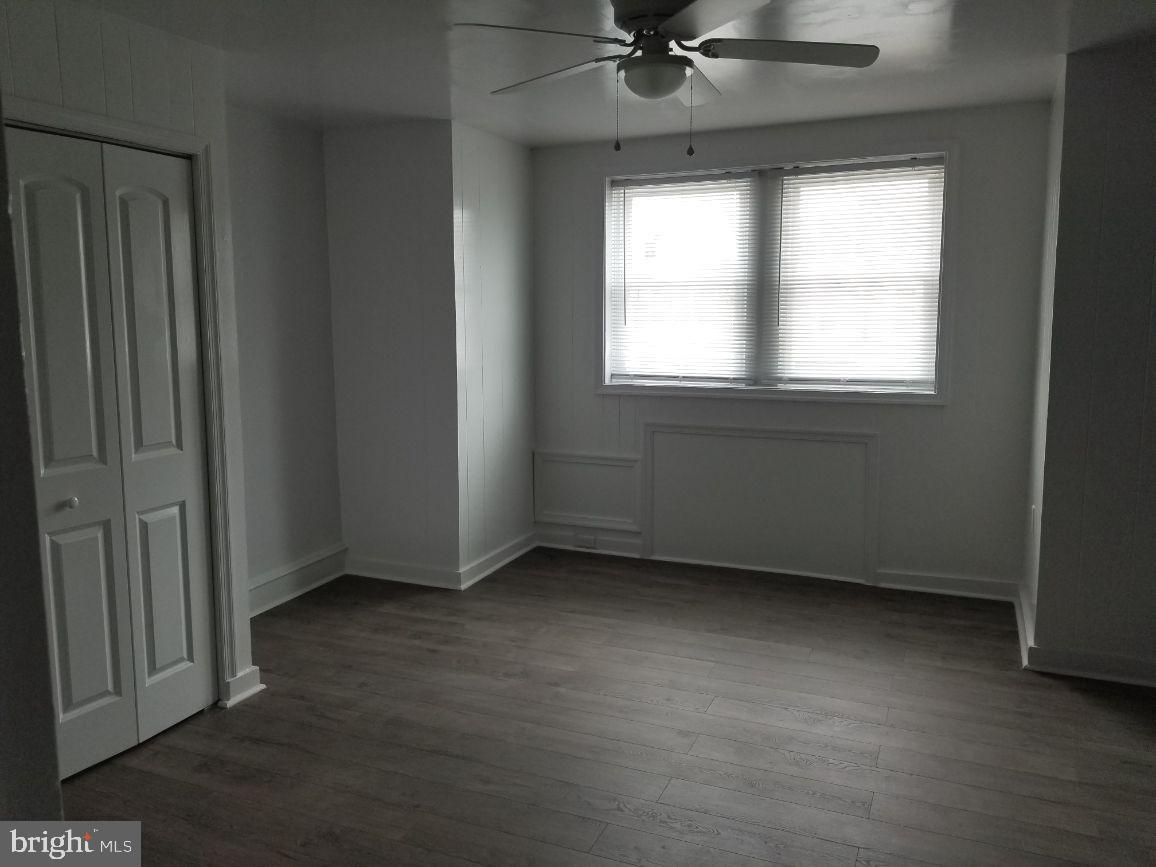 PORT RICHMOND - Residential Lease