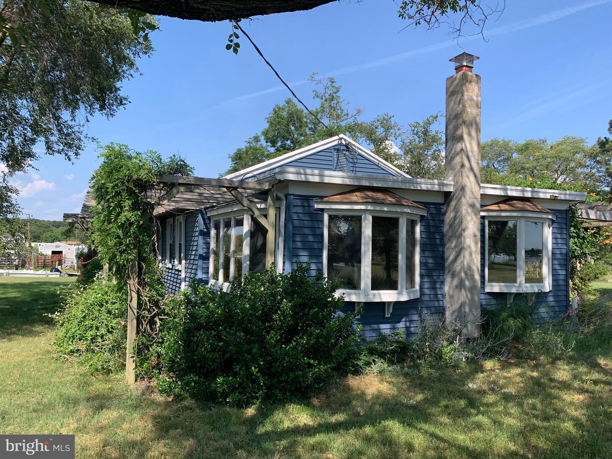 23281 HASTINGS