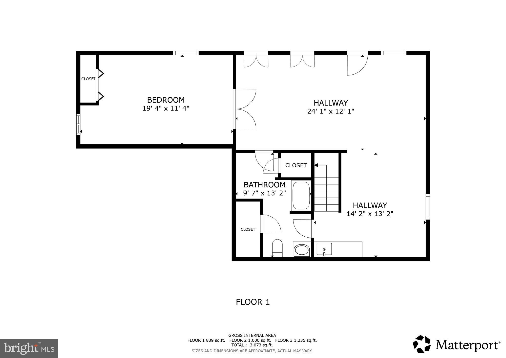 VILLAS AT SOUTH HAMPTON - Residential