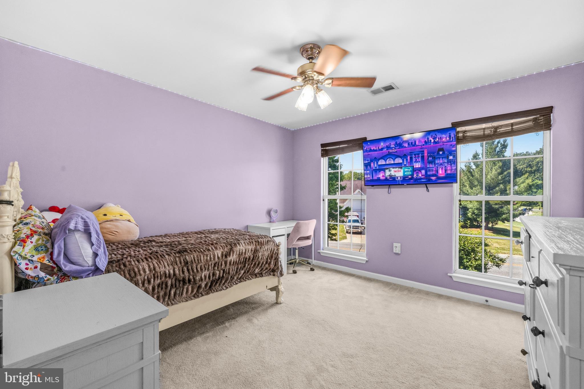 VILLAS AT SOUTH HAMPTON - Residential