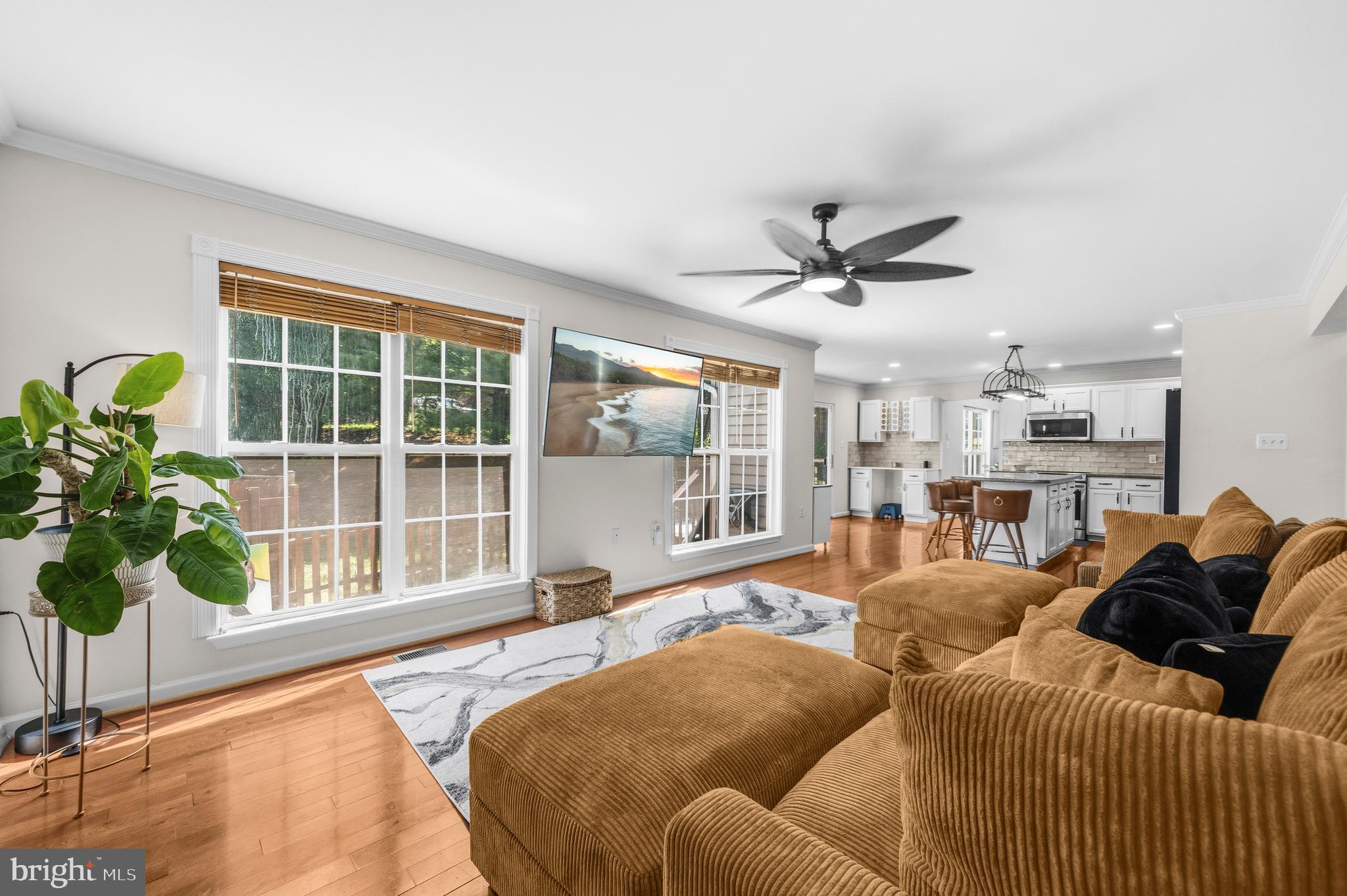 VILLAS AT SOUTH HAMPTON - Residential