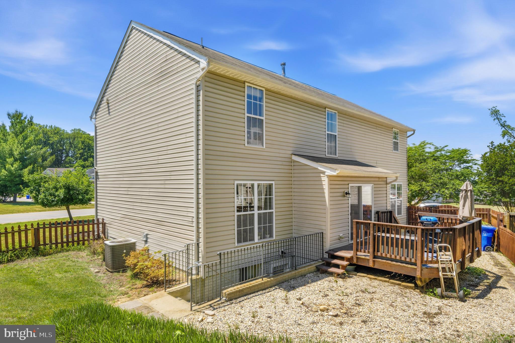 VILLAS AT SOUTH HAMPTON - Residential