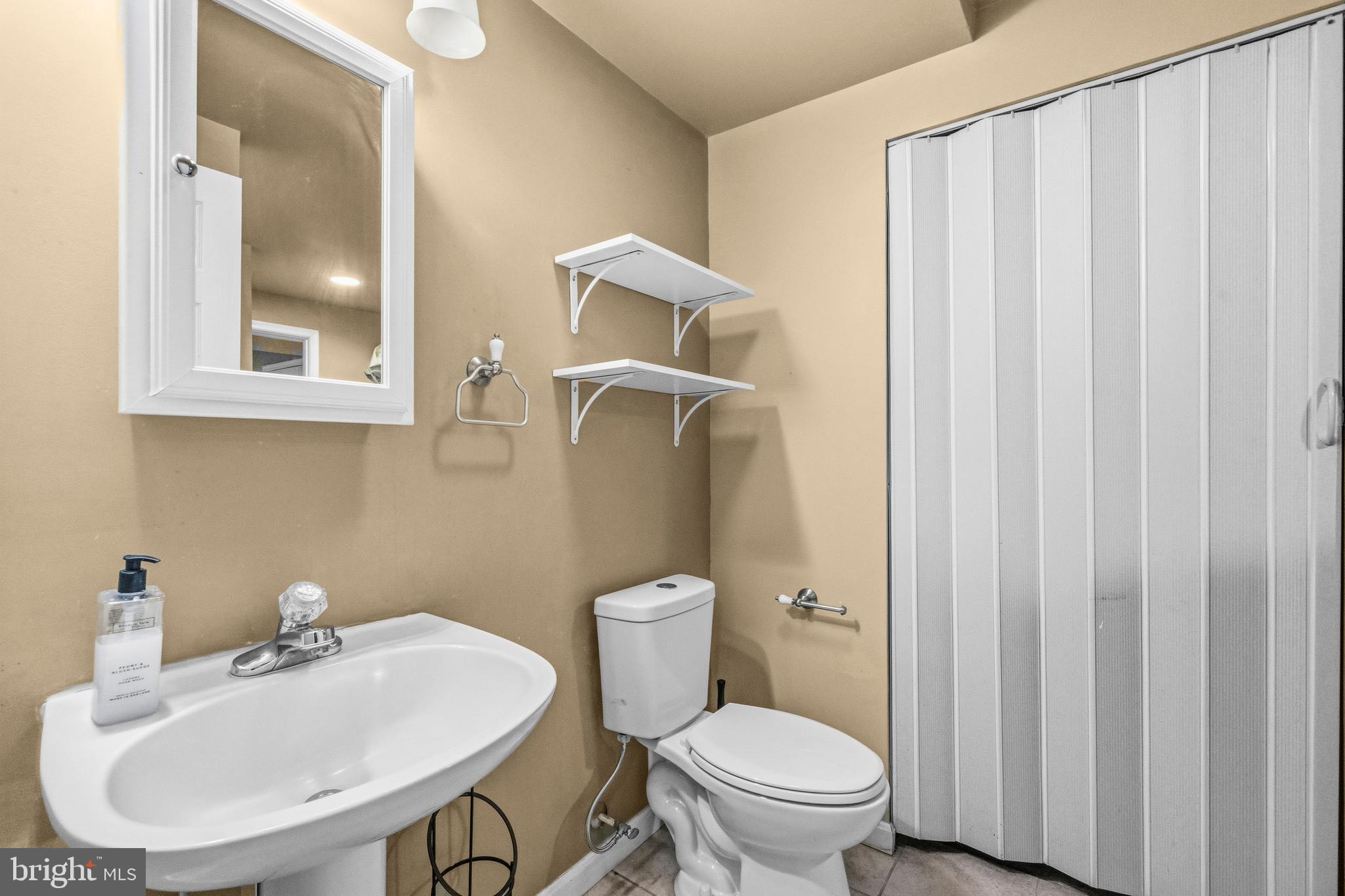 VILLAS AT SOUTH HAMPTON - Residential