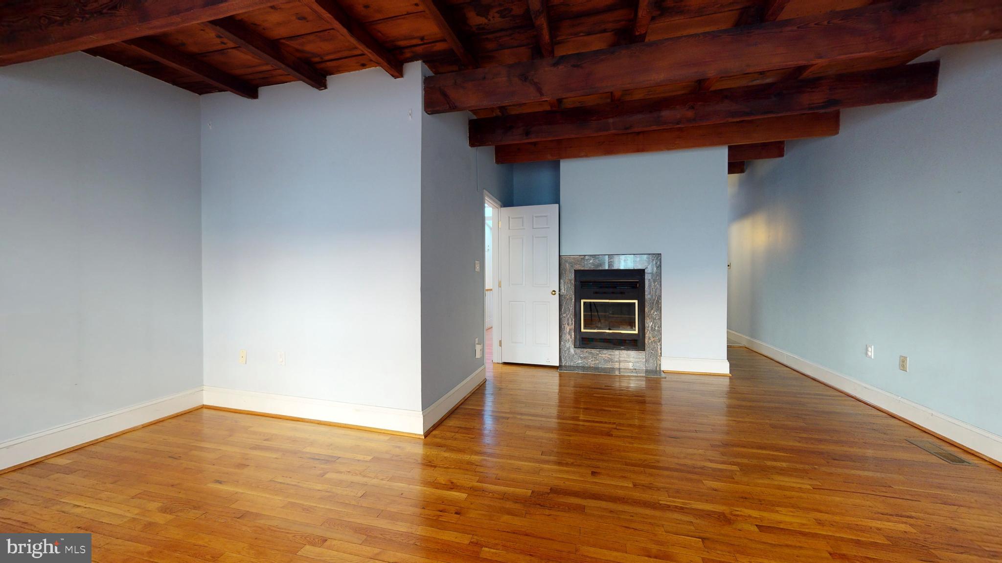 WASHINGTON SQ WEST - Residential