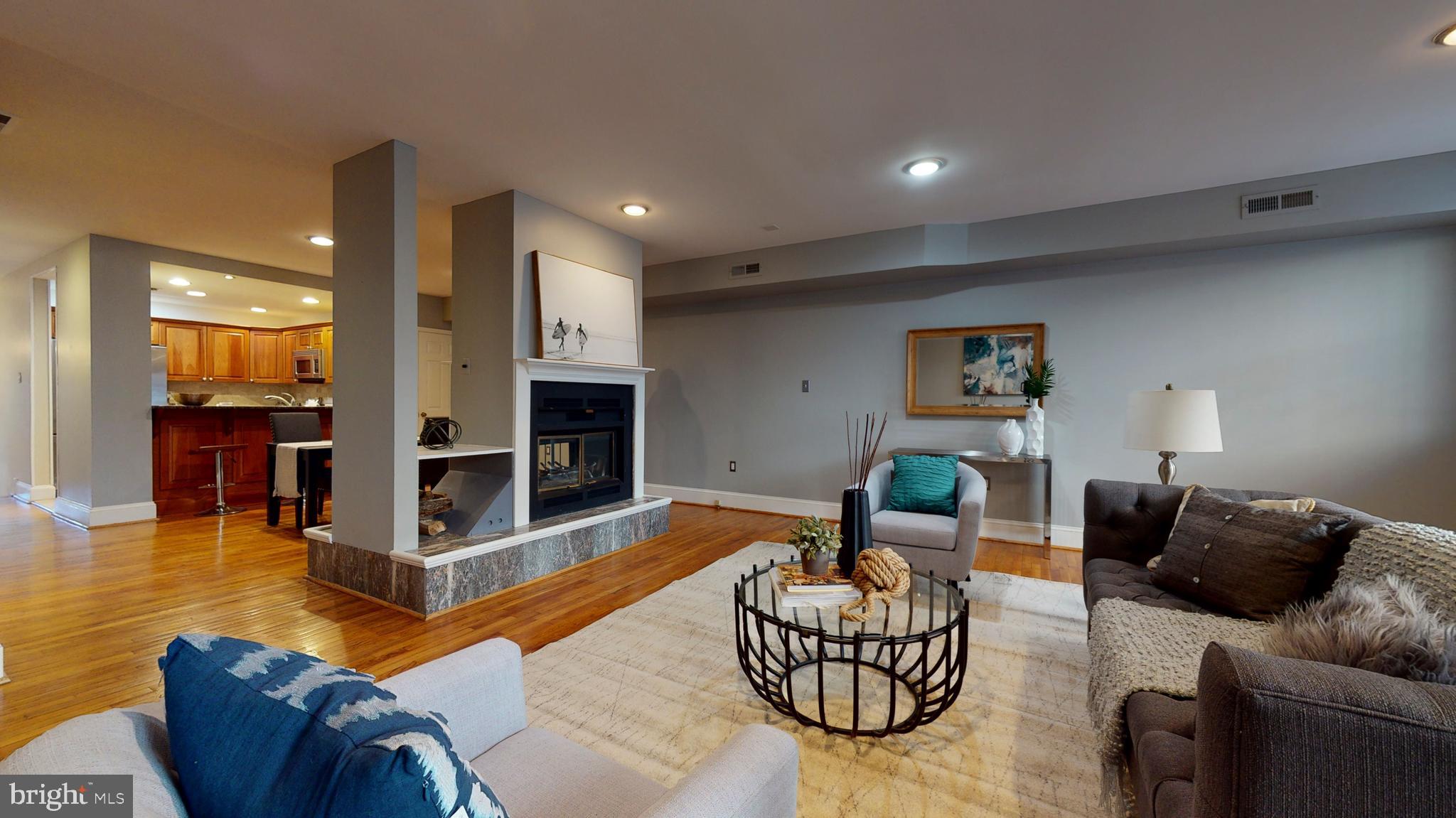 WASHINGTON SQ WEST - Residential