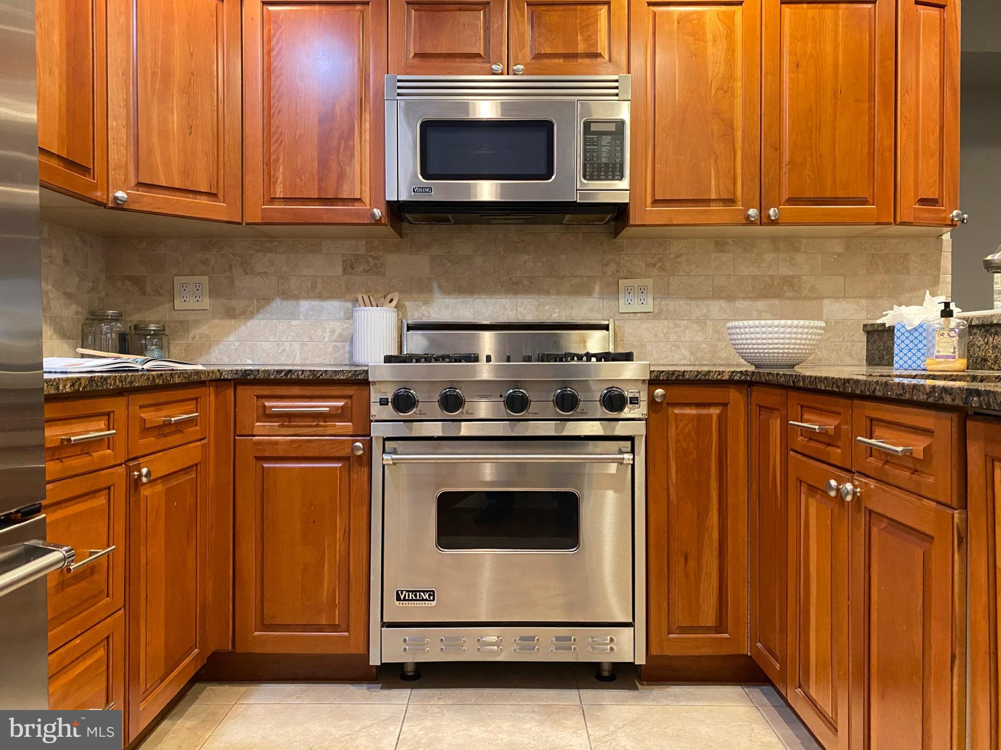 WASHINGTON SQ WEST - Residential