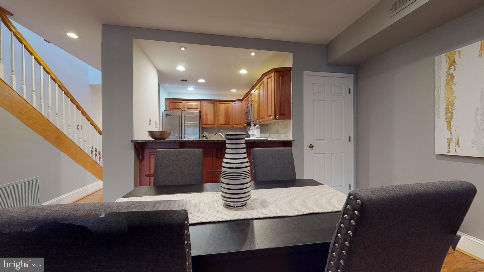 WASHINGTON SQ WEST - Residential