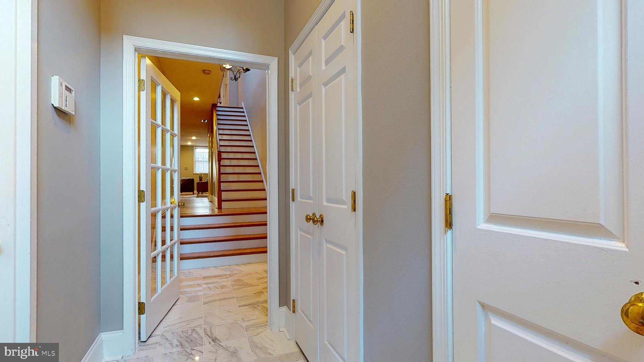 WASHINGTON SQ WEST - Residential