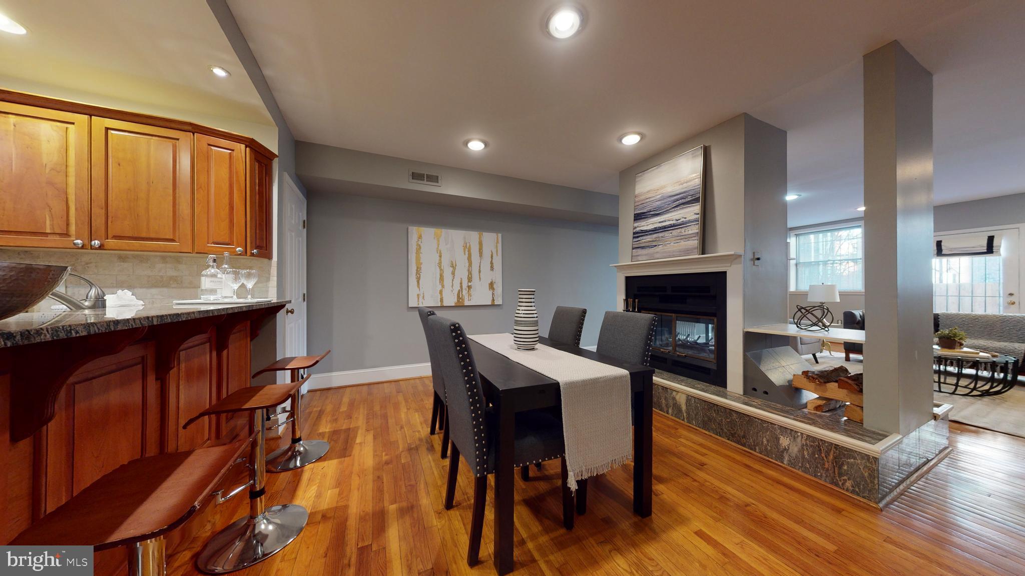 WASHINGTON SQ WEST - Residential