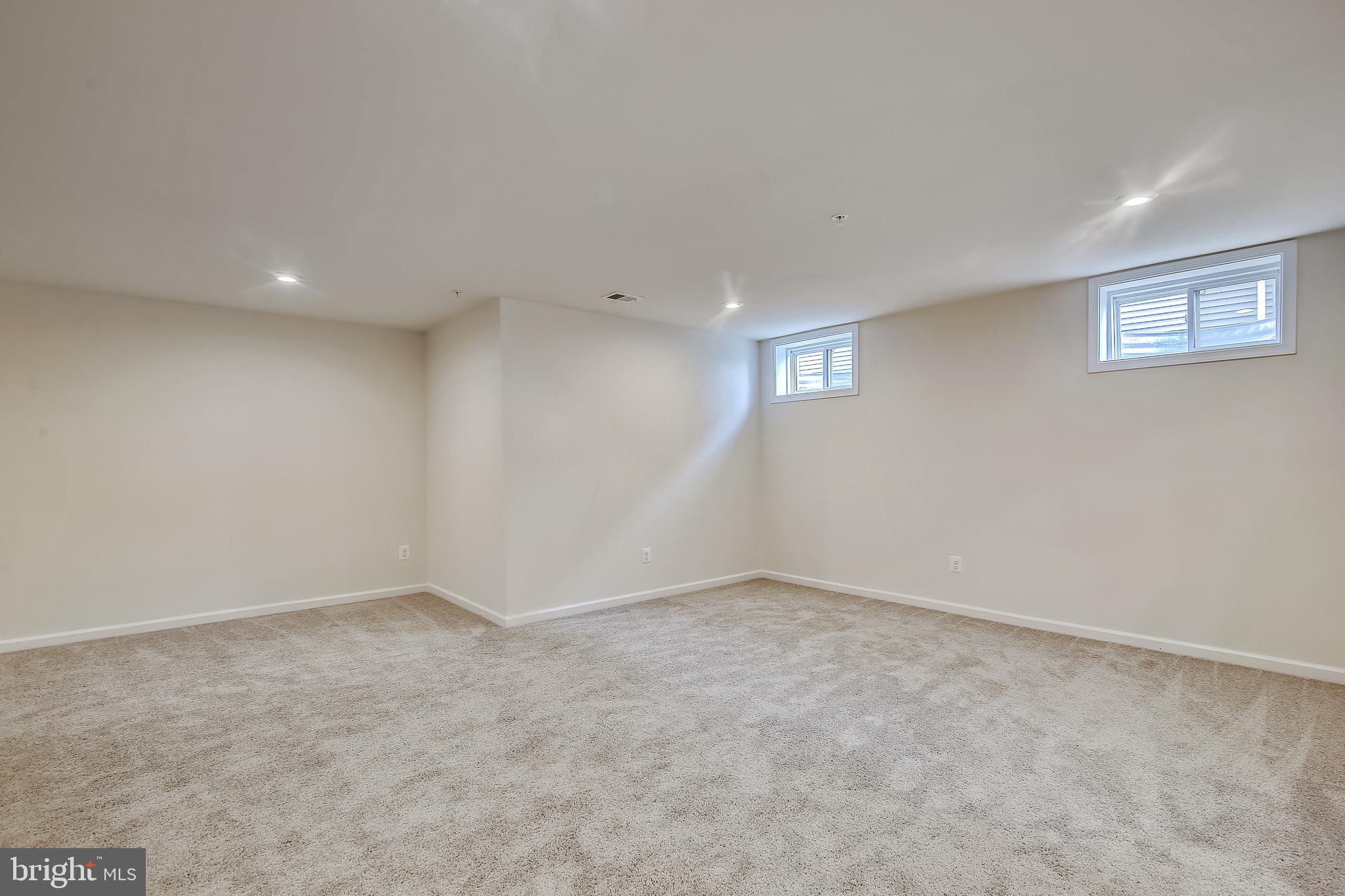 TUSCARORA CREEK - Residential