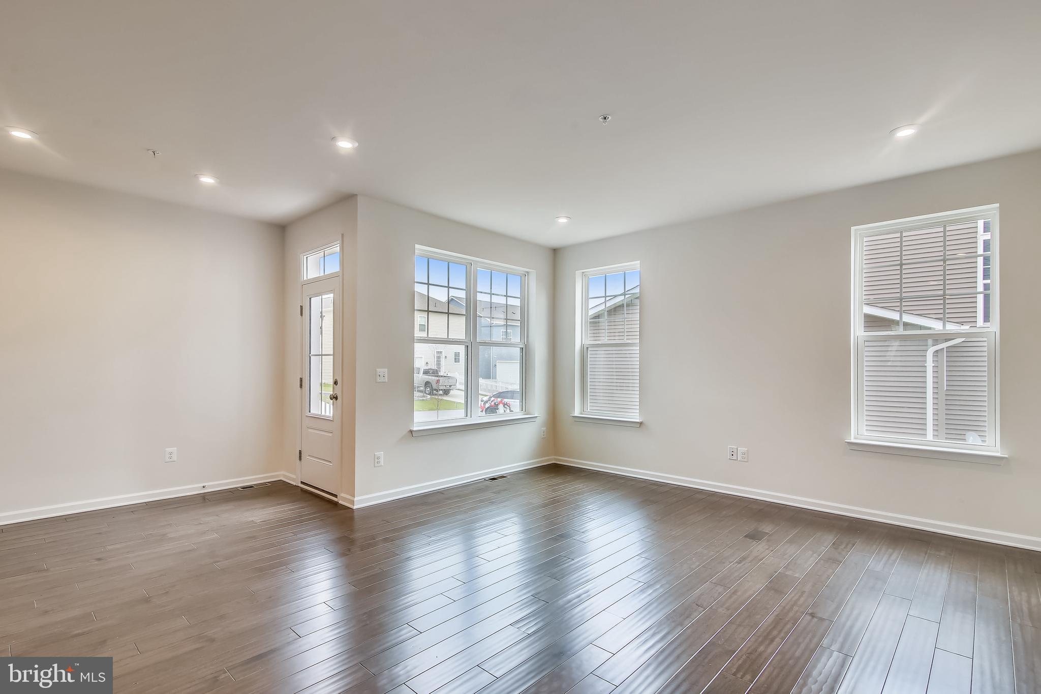 TUSCARORA CREEK - Residential