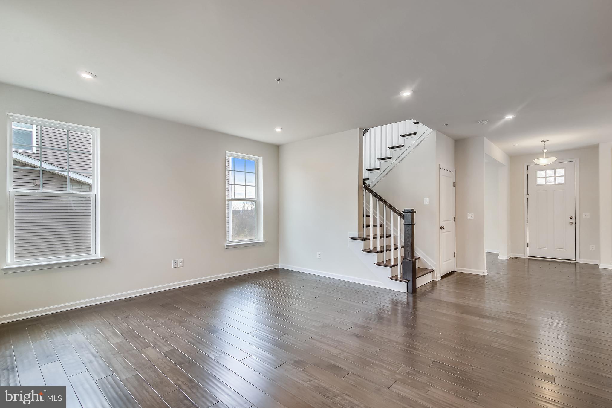 TUSCARORA CREEK - Residential