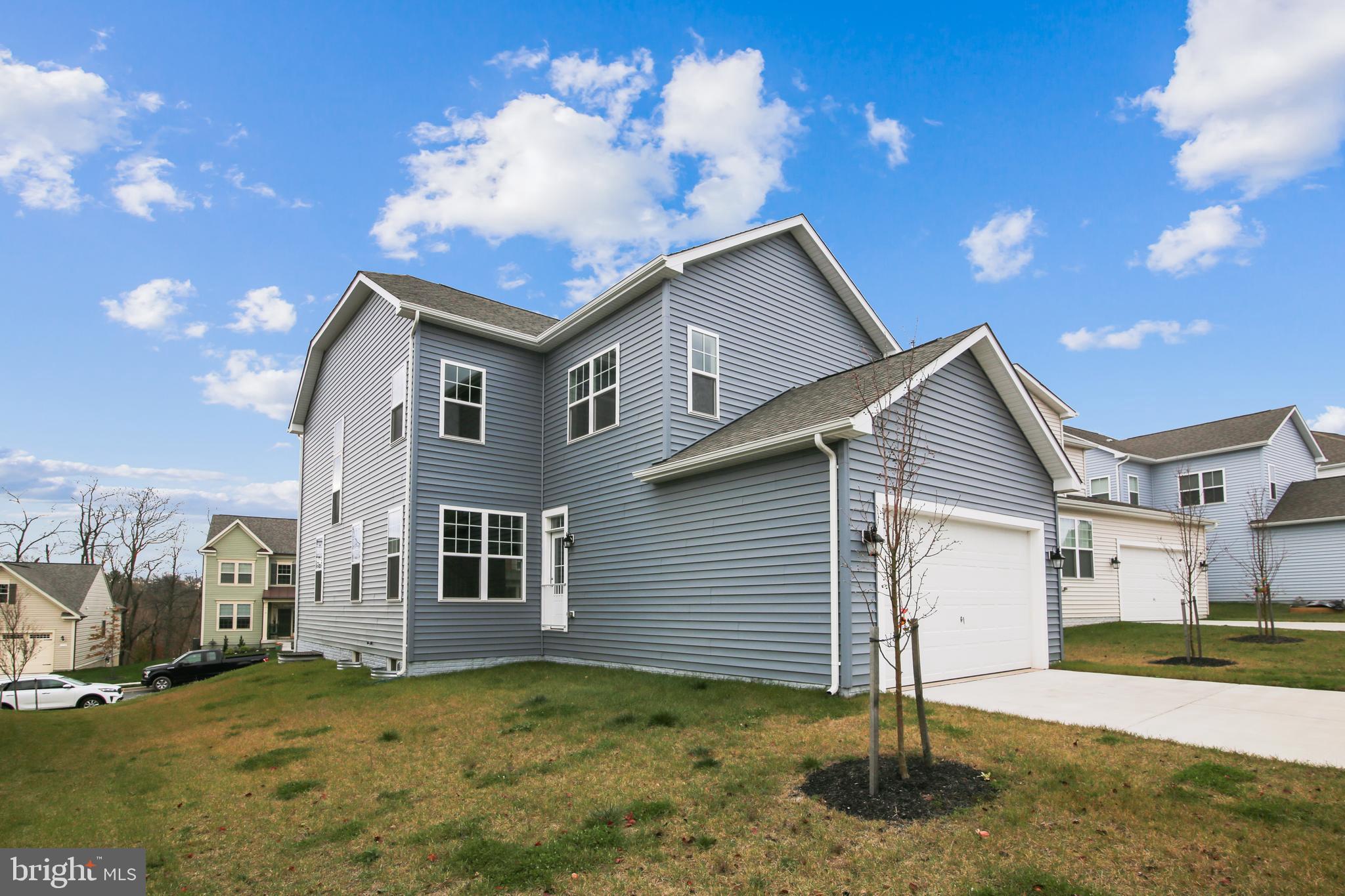 TUSCARORA CREEK - Residential