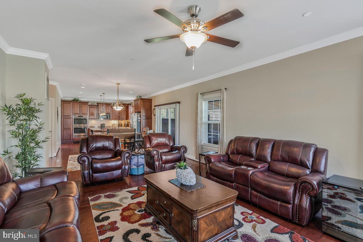 COACHMAN'S PATH - Residential