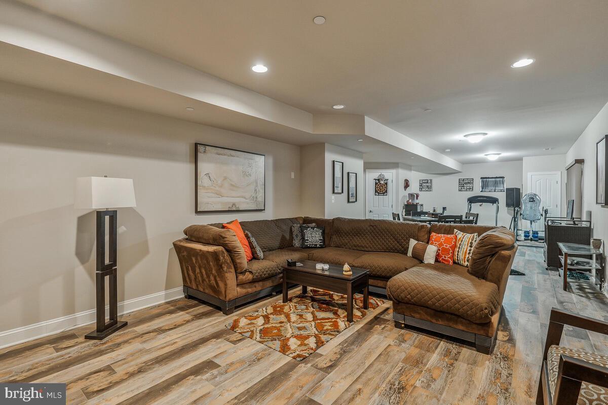 COACHMAN'S PATH - Residential