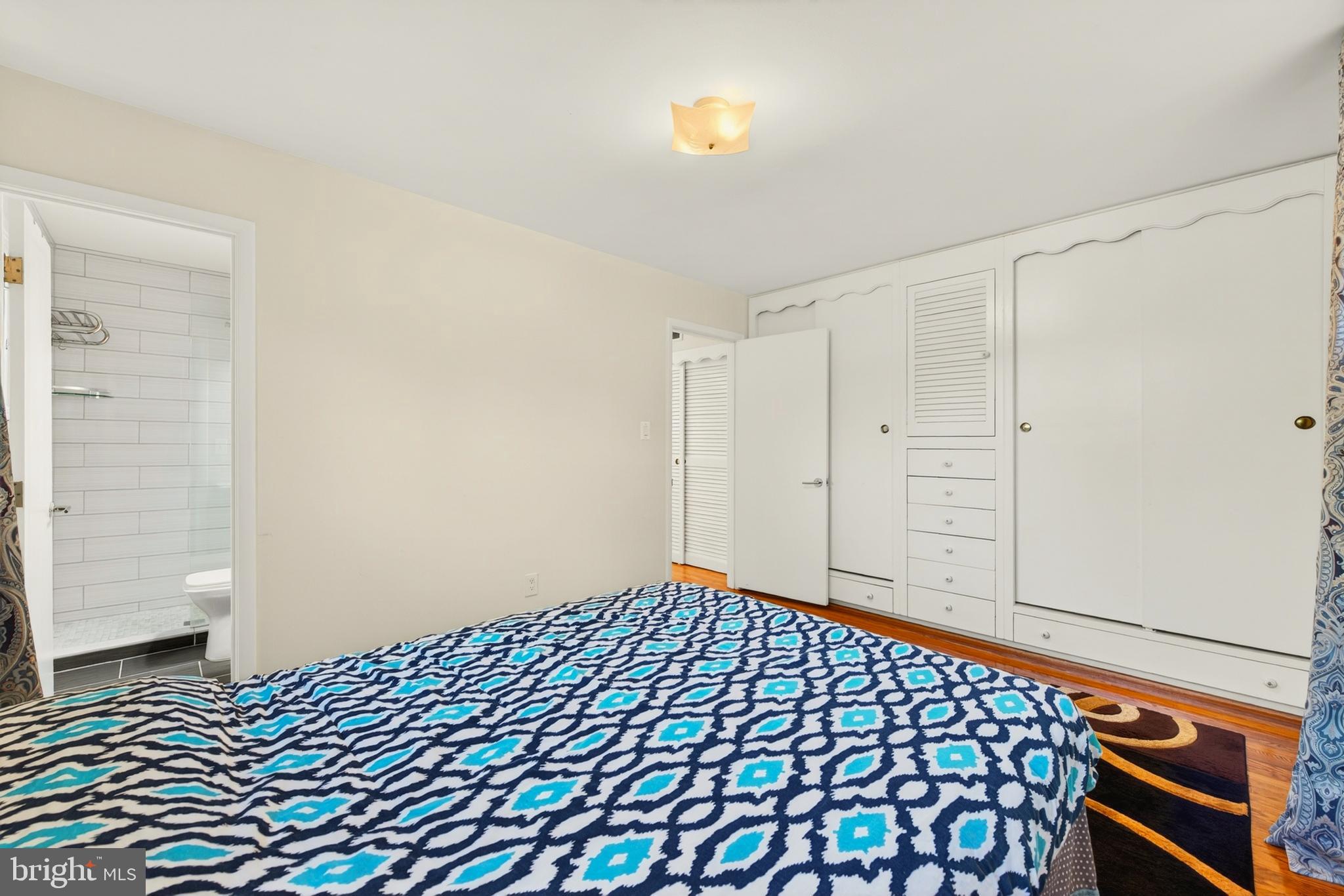 KEMP MILL ESTATES - Residential
