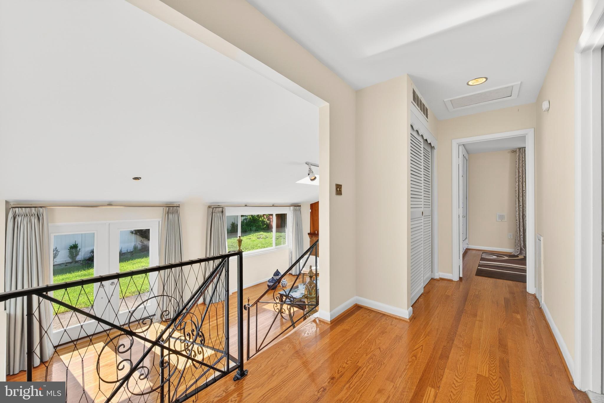 KEMP MILL ESTATES - Residential