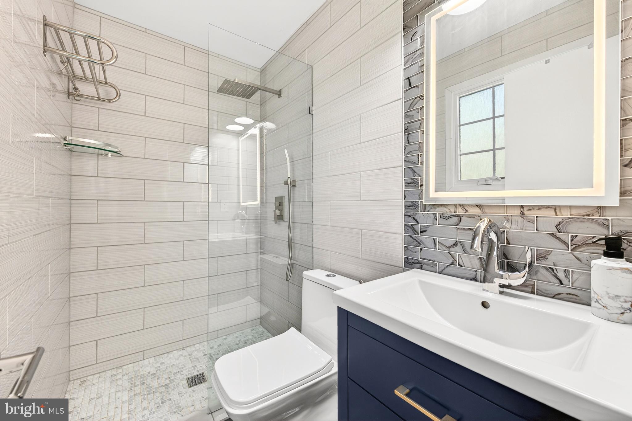 KEMP MILL ESTATES - Residential