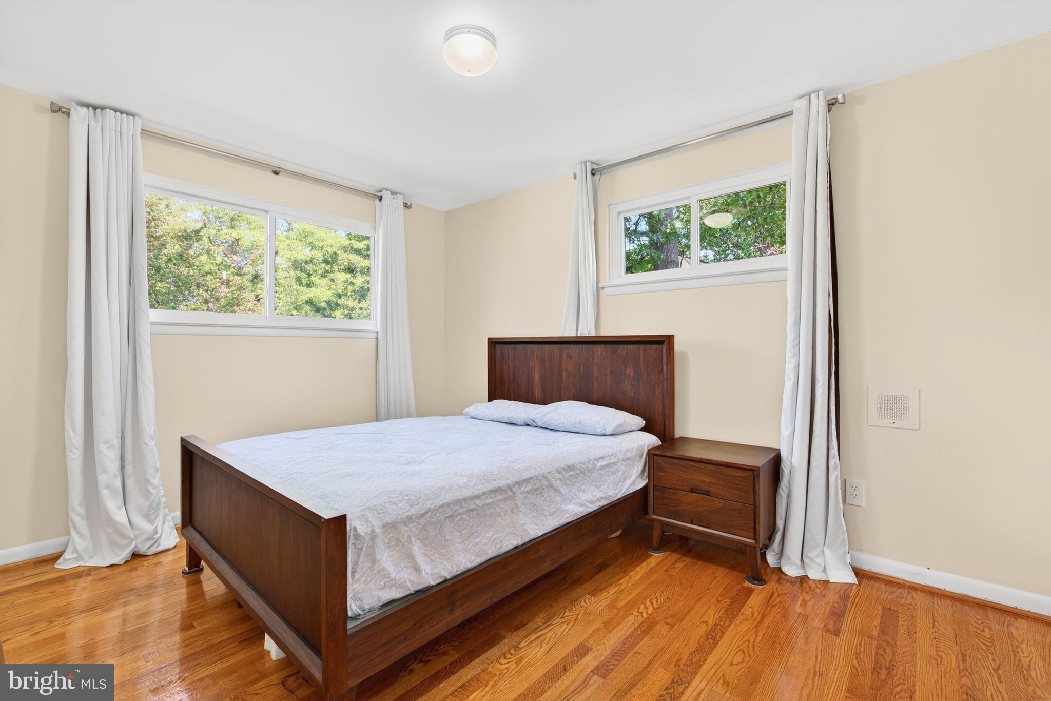 KEMP MILL ESTATES - Residential