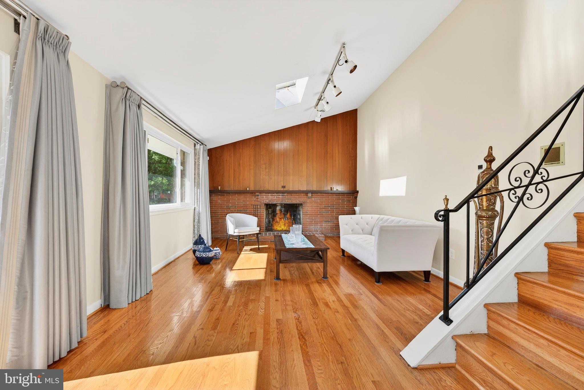 KEMP MILL ESTATES - Residential