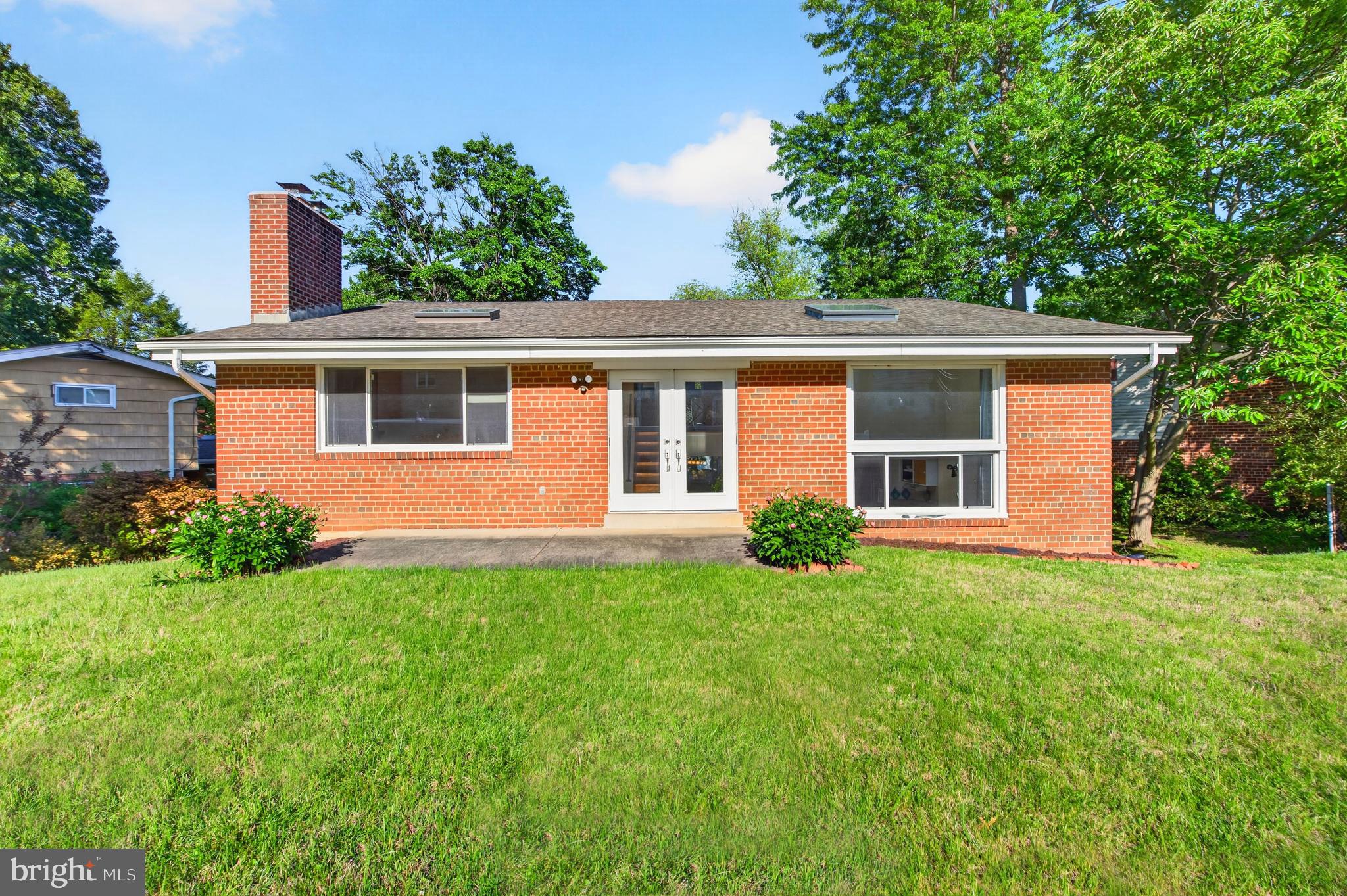 KEMP MILL ESTATES - Residential