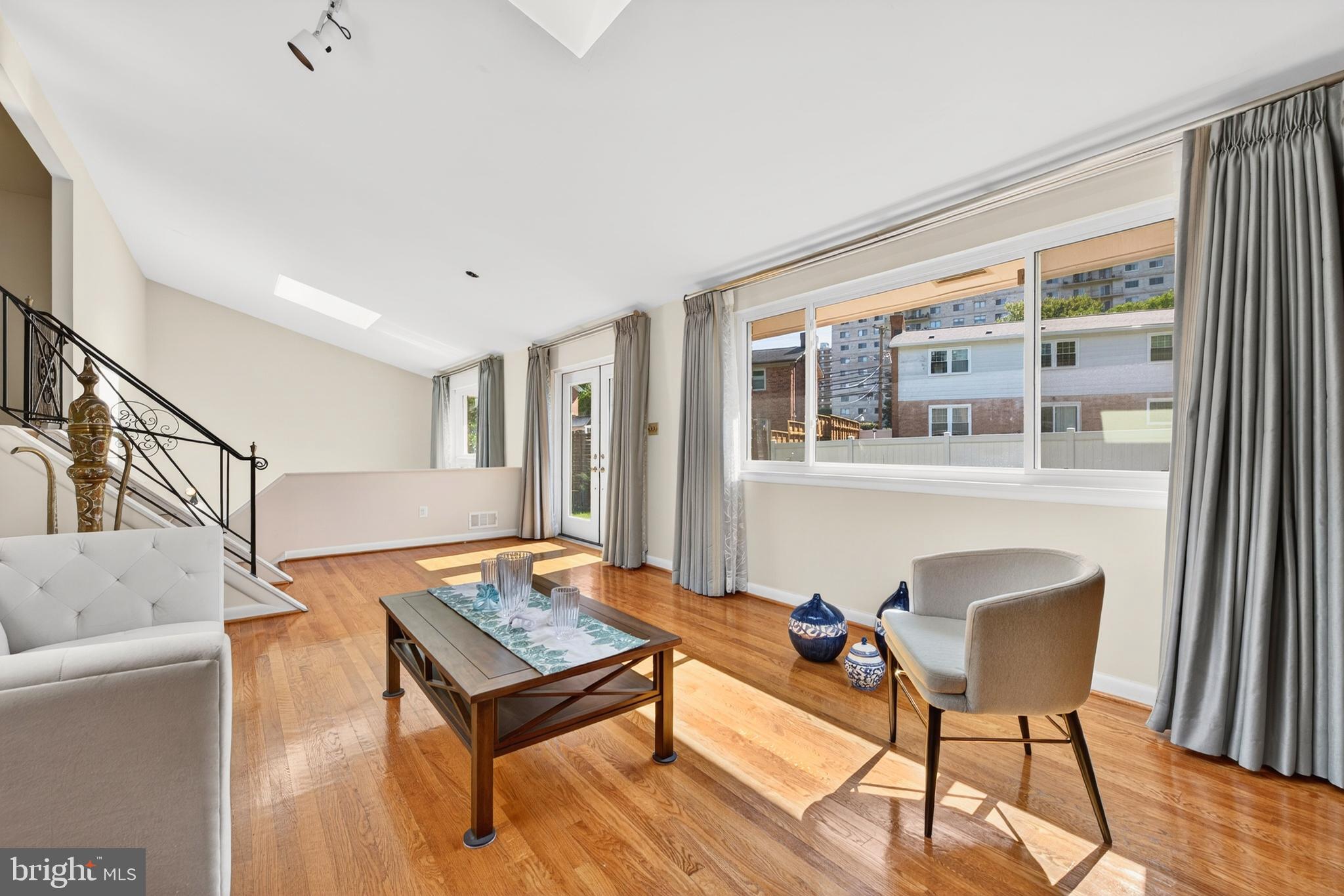 KEMP MILL ESTATES - Residential