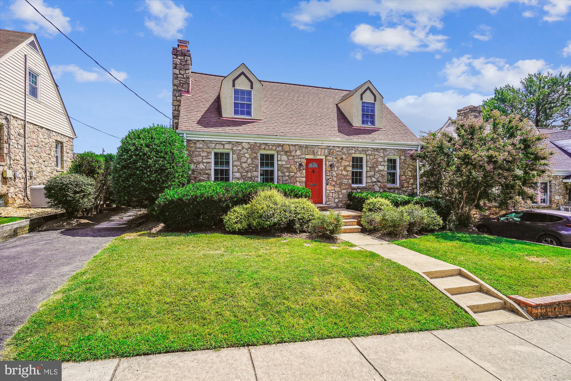 ARLINGTON HEIGHTS - Residential Lease