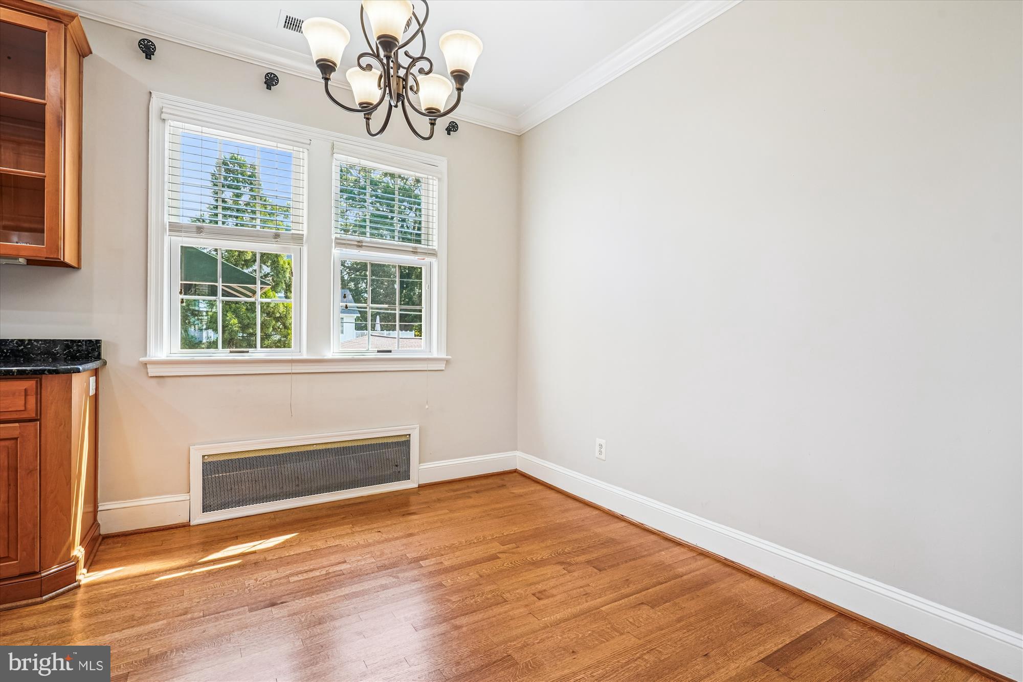 ARLINGTON HEIGHTS - Residential Lease