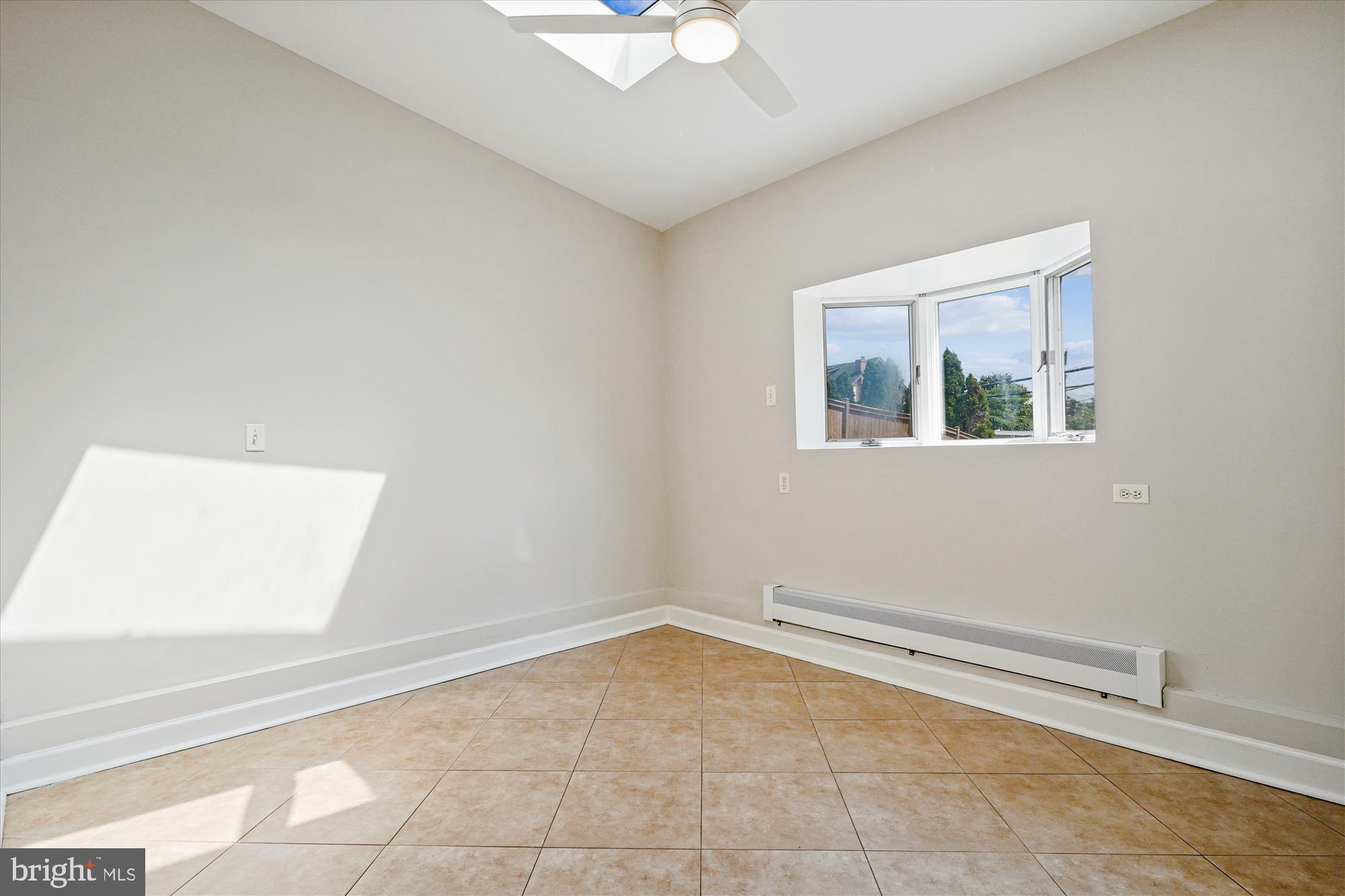 ARLINGTON HEIGHTS - Residential Lease