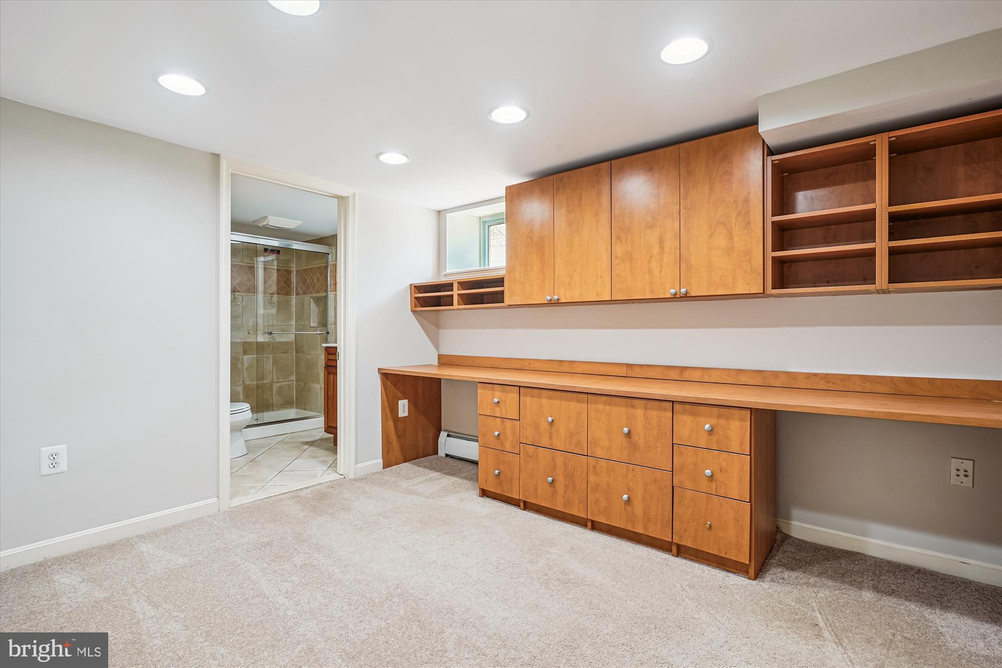 ARLINGTON HEIGHTS - Residential Lease