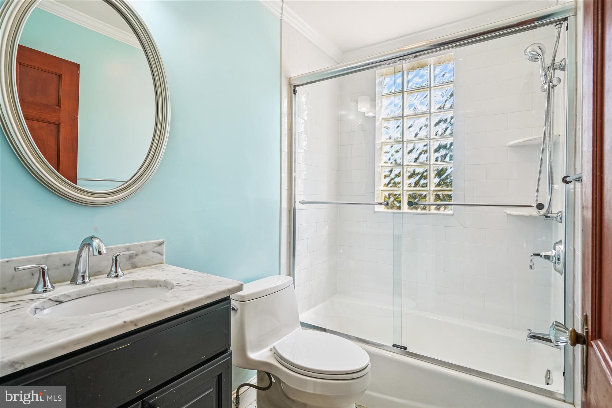 ARLINGTON HEIGHTS - Residential Lease