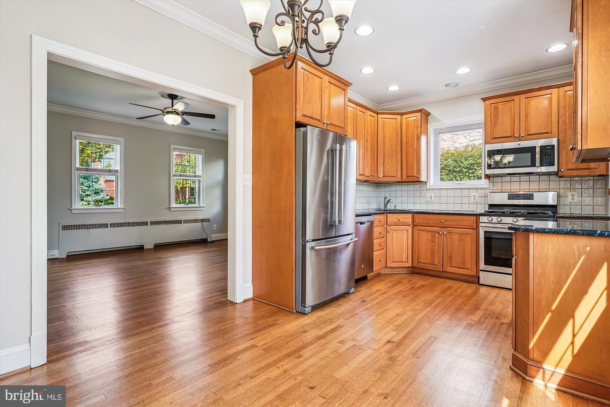 ARLINGTON HEIGHTS - Residential Lease