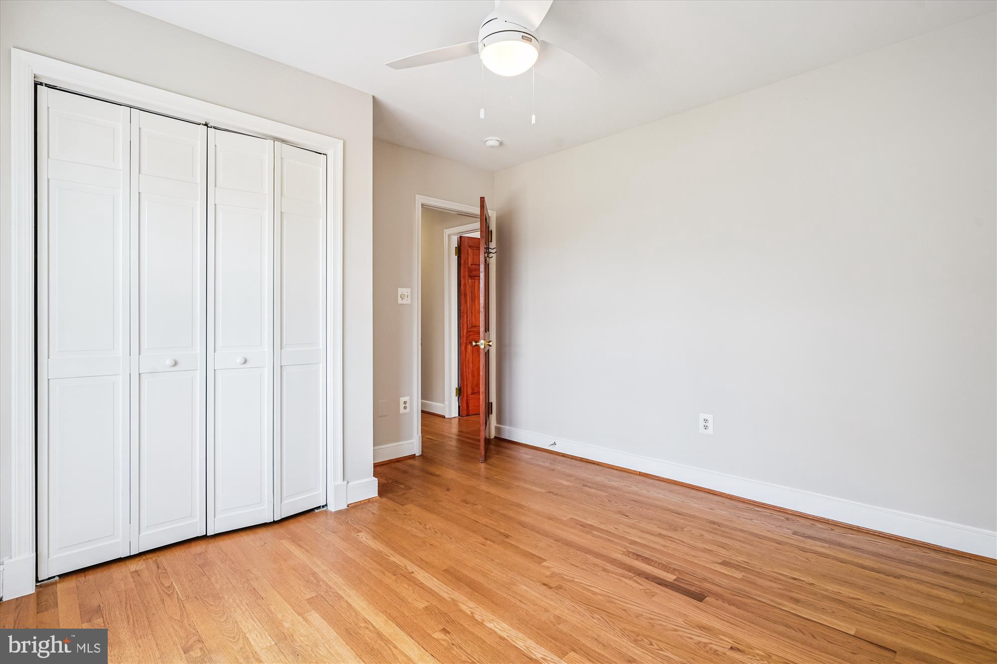 ARLINGTON HEIGHTS - Residential Lease