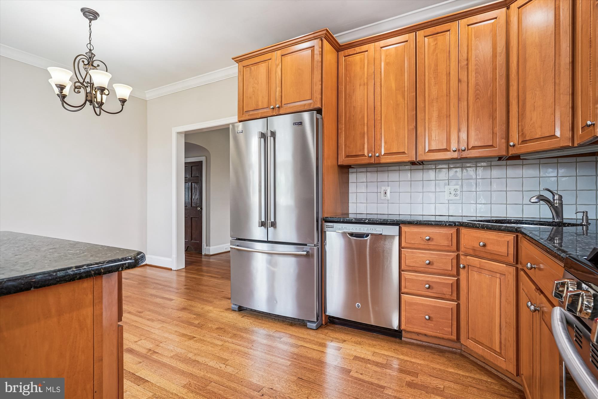 ARLINGTON HEIGHTS - Residential Lease