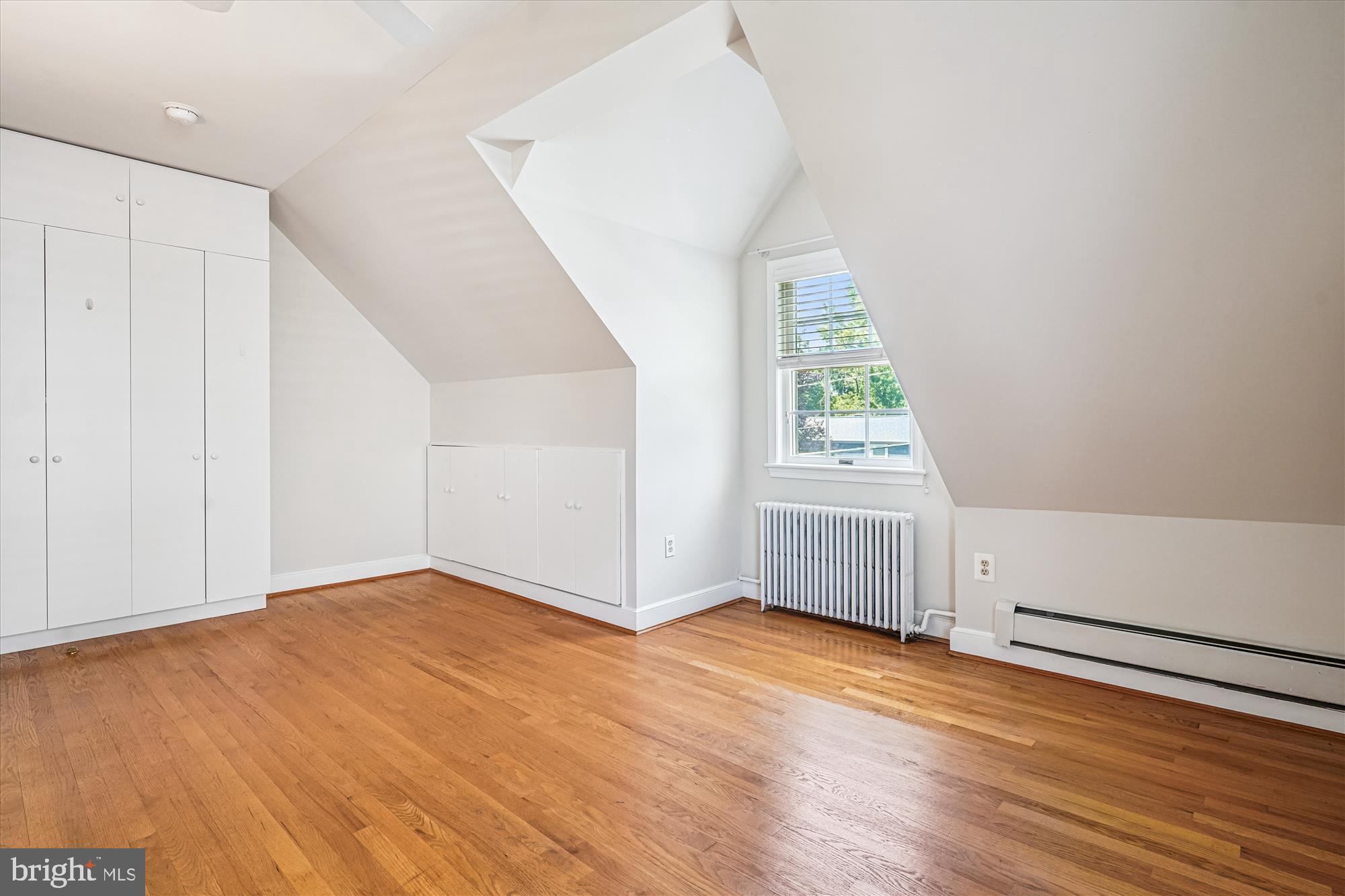 ARLINGTON HEIGHTS - Residential Lease