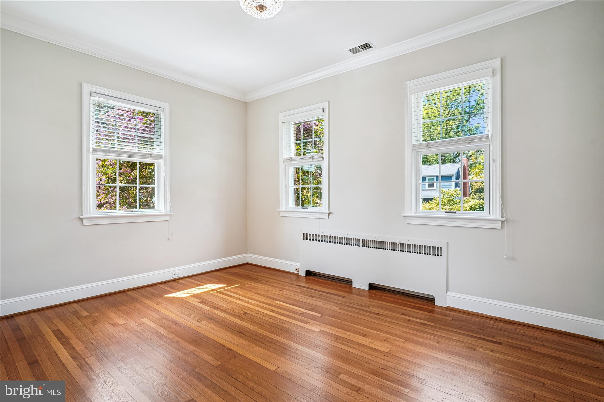 ARLINGTON HEIGHTS - Residential Lease