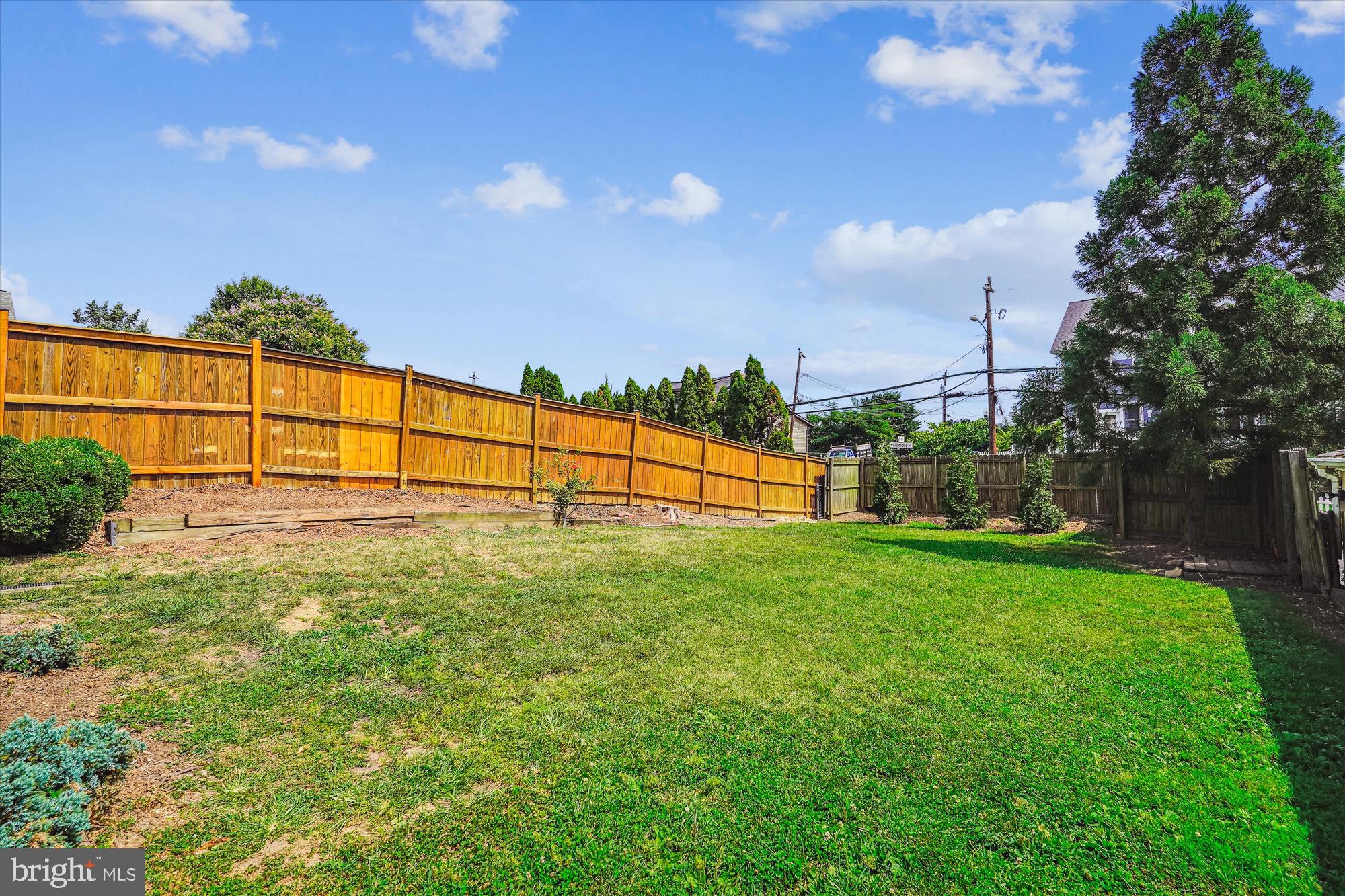 ARLINGTON HEIGHTS - Residential Lease