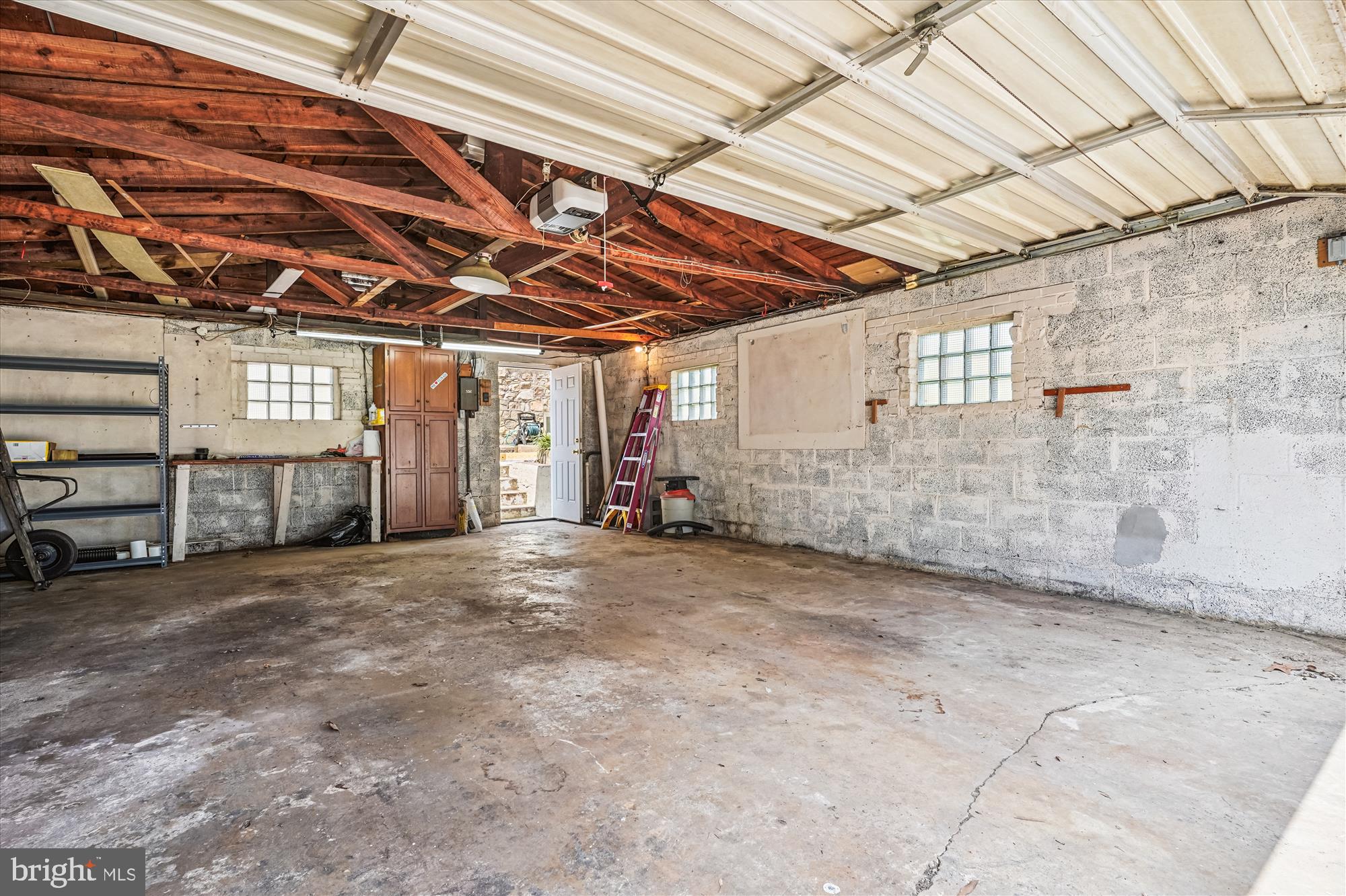 ARLINGTON HEIGHTS - Residential Lease