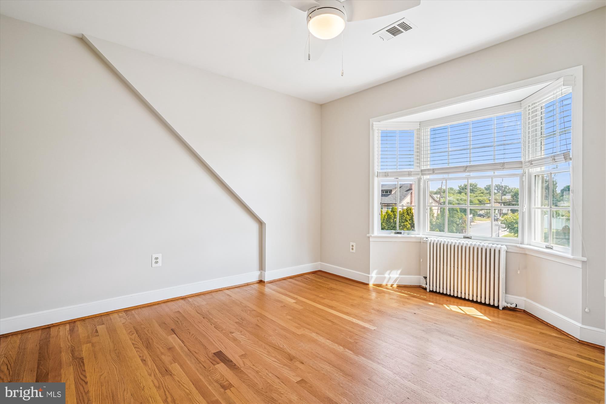 ARLINGTON HEIGHTS - Residential Lease