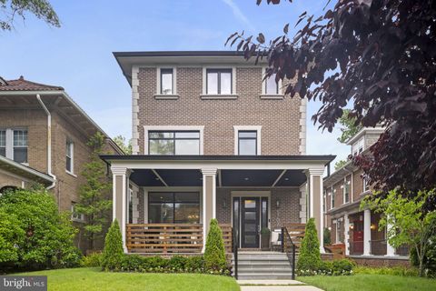 5702 16TH STREET NW WASHINGTON DC 20011