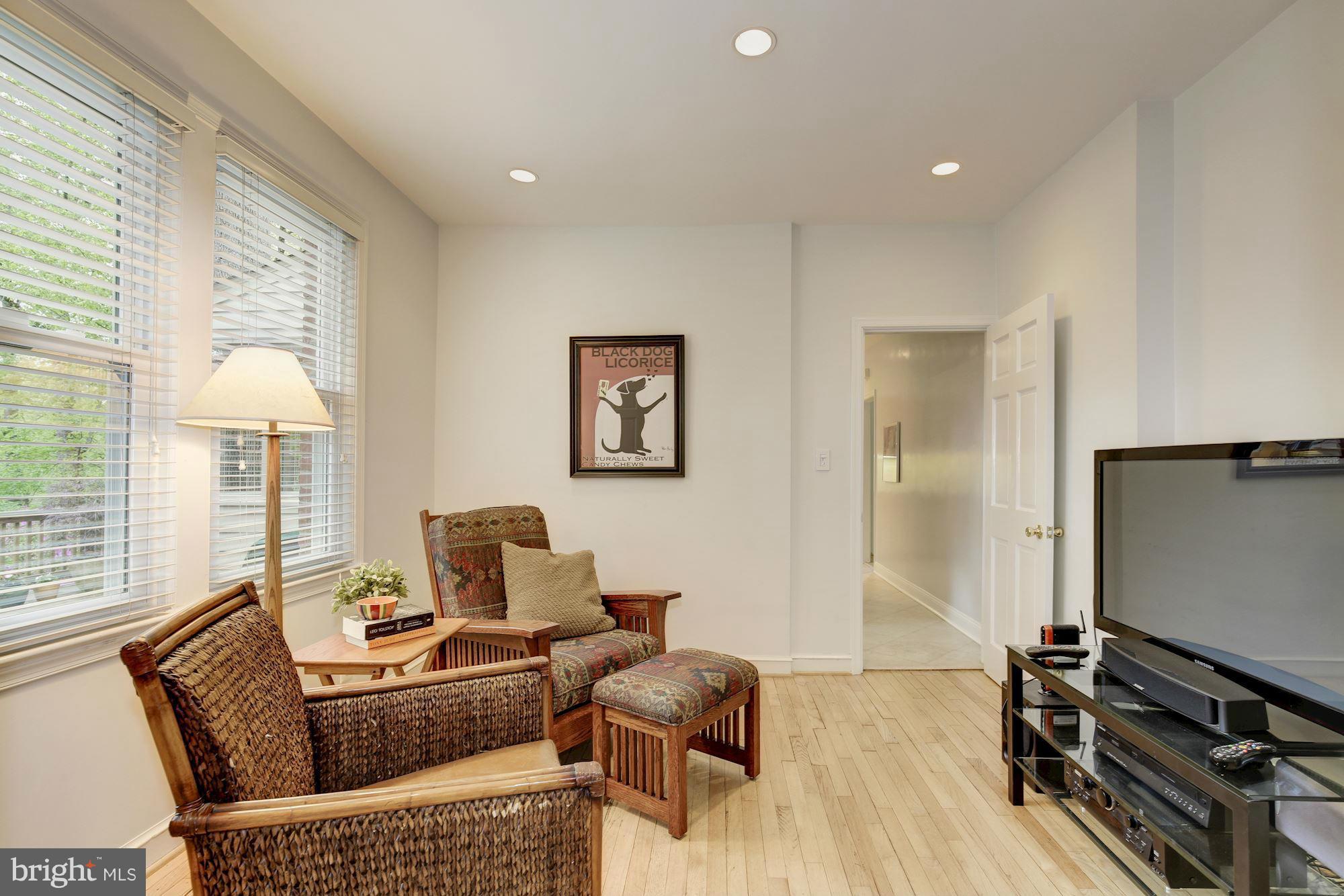 GLEN ECHO HEIGHTS - Residential